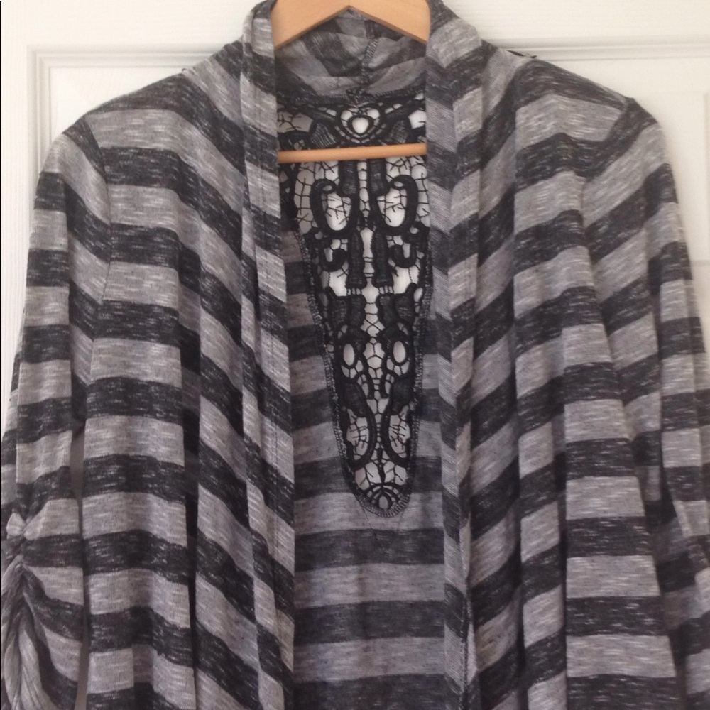 Back Lace Cardigan S/M